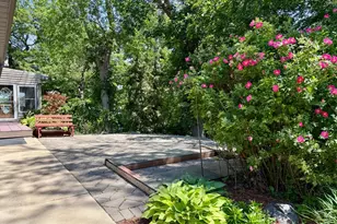 1907 S Shore Dr, Albert Lea, MN 56007 - Photo 2