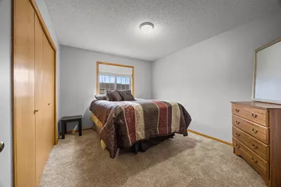 12975 Harriet Avenue S, Burnsville, MN 55337 - Photo 10