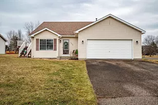 1330 Hunter Hill Dr, Hammond, WI 54015 - Photo 1