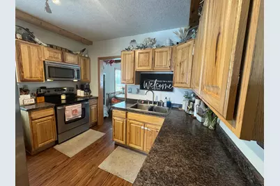 610 Hipple Avenue, Henning, MN 56551 - Photo 2