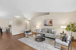 12545 Marion Ct, Rogers, MN 55374 - Photo 4