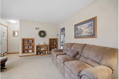 803 18th Street SW, Austin, MN 55912 - Photo 8