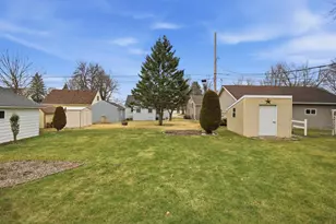 803 18th St SW, Austin, MN 55912 - Photo 46