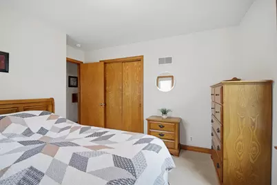 803 18th Street SW, Austin, MN 55912 - Photo 20