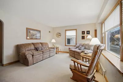 803 18th Street SW, Austin, MN 55912 - Photo 6