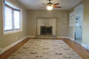 5340 Byron Ave N, Crystal, MN 55429 - Photo 2