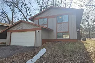 10810 Linwood Forest Dr, Champlin, MN 55316 - Photo 2