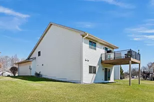 5825 Forest Blvd Trail, Wyoming, MN 55092 - Photo 6