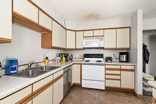 2417 Vermilion Rd, Duluth, MN 55803 - Photo 4