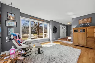 5500 Yorktown Ln N, Plymouth, MN 55442 - Photo 10