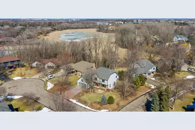 5500 Yorktown Lane N, Plymouth, MN 55442 - Photo 2