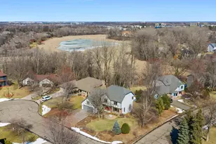 5500 Yorktown Ln N, Plymouth, MN 55442 - Photo 2