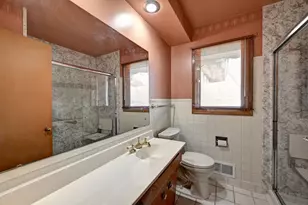 6211 Brooklyn Dr, Brooklyn Center, MN 55430 - Photo 14