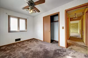 6211 Brooklyn Dr, Brooklyn Center, MN 55430 - Photo 12