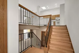 3830 Laurel Ct, Eagan, MN 55122 - Photo 4