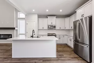 13327 Territorial Cir N, Maple Grove, MN 55369 - Photo 16