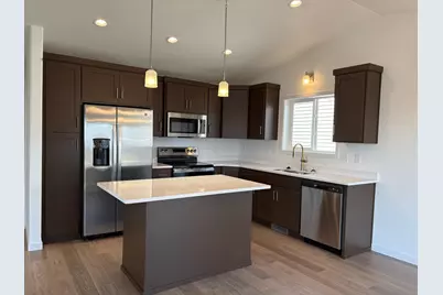 6734 Belding Drive S, Fargo, ND 58104 - Photo 8