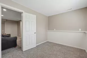 4195 W 137th St, Savage, MN 55378 - Photo 10