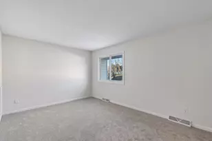 411 Dorland Pl, Maplewood, MN 55119 - Photo 16