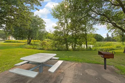 411 Dorland Place, Maplewood, MN 55119 - Photo 24