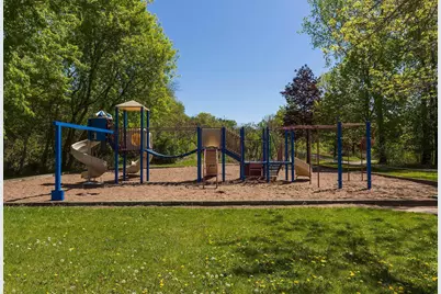 411 Dorland Place, Maplewood, MN 55119 - Photo 28