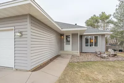 1817 Ruby Circle, Shakopee, MN 55379 - Photo 2