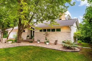 630 Valley Dr, Duluth, MN 55804 - Photo 6