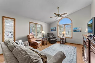 420 Village Ct, Cambridge, MN 55008 - Photo 6