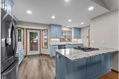 420 Village Court, Cambridge, MN 55008 - Photo 10