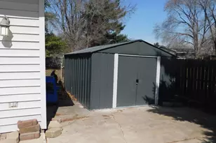 608 Page St SW, Isanti, MN 55040 - Photo 16