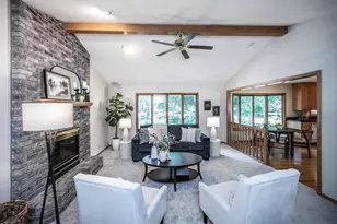 5409 Miracle Ln, Minnetonka, MN 55345 - Photo 4