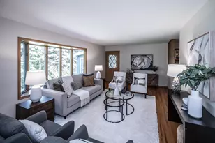 5409 Miracle Ln, Minnetonka, MN 55345 - Photo 6