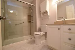 5697 Green Cir Dr, Hopkins, MN 55343 - Photo 4