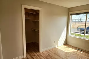 2508 7th Ave SE, Willmar, MN 56201 - Photo 12