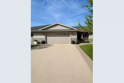 224 25th Street SE, Willmar, MN 56201 - Photo 1