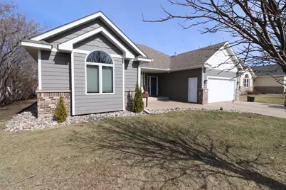 211 8th Avenue NW, New Prague, MN 56071 - Photo 1