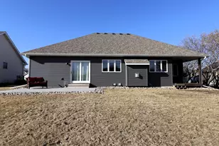 211 8th Ave NW, New Prague, MN 56071 - Photo 4