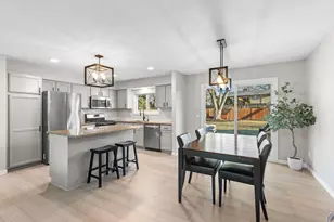 7404 Laredo Dr, Chanhassen, MN 55317 - Photo 8