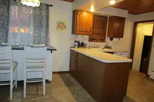141 Summit Ave, Montevideo, MN 56265 - Photo 10