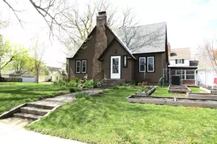 141 Summit Ave, Montevideo, MN 56265 - Photo 1