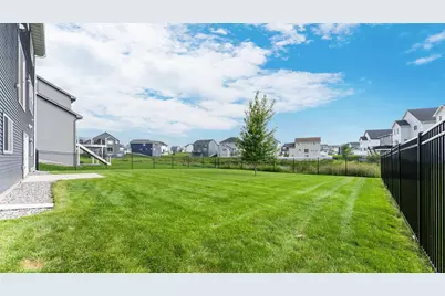 7074 182nd Street W, Lakeville, MN 55044 - Photo 4