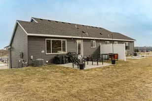 5634 56th St NW, Rochester, MN 55901 - Photo 4