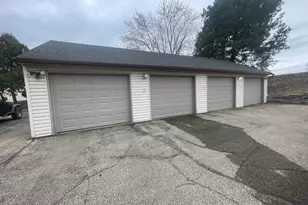 3619 10th Ln NW, Rochester, MN 55901 - Photo 10