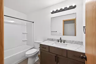 5127 84th Ct N, Brooklyn Park, MN 55443 - Photo 18