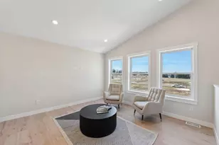 739 Magoo Rd, Hudson, WI 54016 - Photo 8