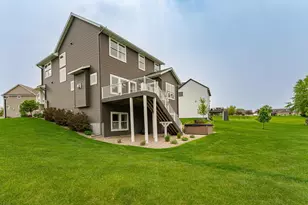 927 Southwell Enclave NE, Byron, MN 55920 - Photo 4