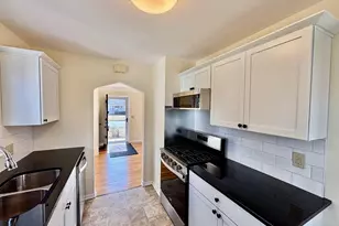 993 Roma Ave, Roseville, MN 55113 - Photo 4