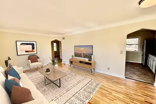 993 Roma Ave, Roseville, MN 55113 - Photo 6