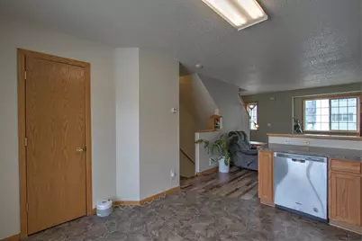 142 19th Avenue SE, Cambridge, MN 55008 - Photo 6