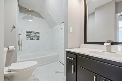 363 Geranium Avenue E, Saint Paul, MN 55130 - Photo 16